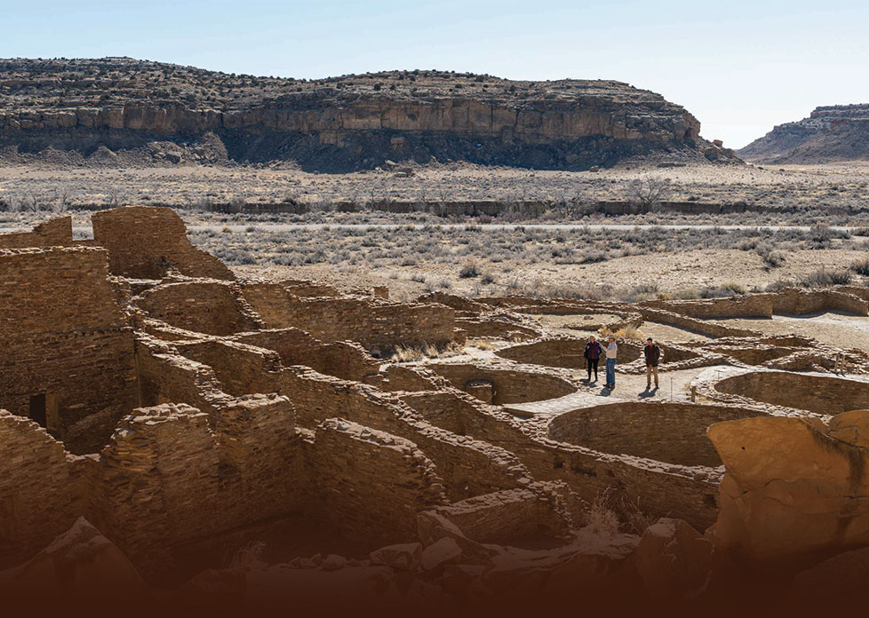 Chaco mountain online sun